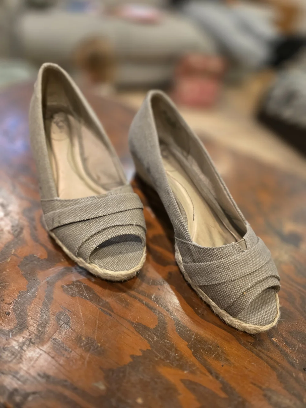 Womens Grey Espadrille Peep-Toe Wedges